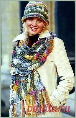 Шляпка и палантин из меланжевой пряжи. Вязание на вилке.