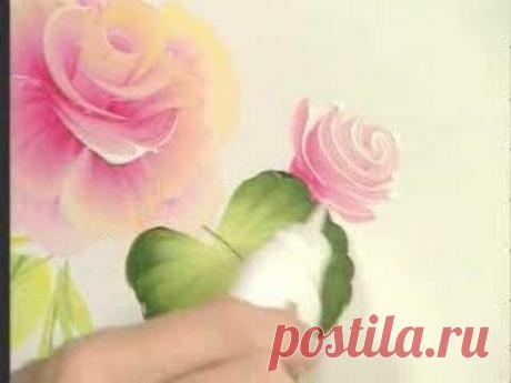 Donna Dewberry teaches you how to paint the cabbage rose - YouTube