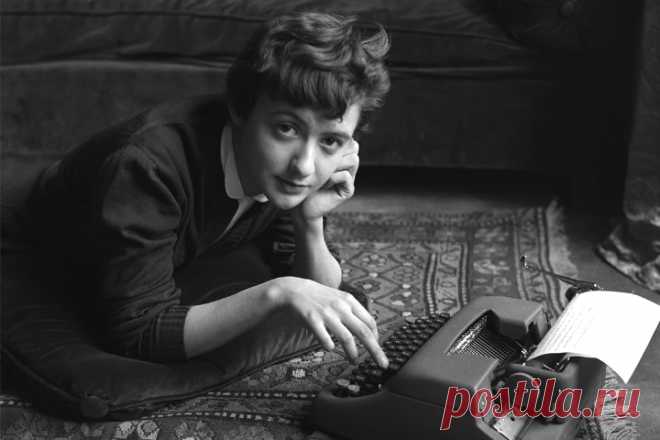 10 цитат из книг Франсуазы Саган К чужим недостаткам легко привыкаешь, если не считаешь своим долгом их исправлять Французская писательница Франсуаза Саган (1935 — 2004) вошла в историю литературы как автор романов «Здравствуй, грусть», «Немного солнца в холодной воде»и «Любите ли вы Брамса?»...