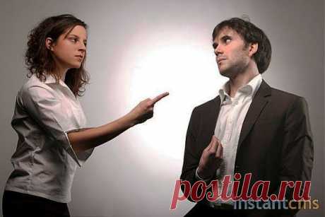 13 принципов мешающих счастливо жить 
По мнению многих психологов, для того чтобы стать счастливым и довольным жизнью человеком, необходимо избавиться от 13 принципов:
1. Всегда и во всем доказывать свою правоту.
Многие браки и просто хорошие отношения часто разрушаются от неумения людей слушать и принимать чужие доводы и мнение. Правота и победа в споре того не стоит.