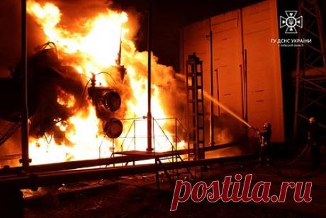 В Днепре и Павлограде оказались повреждены энергообъекты. В Днепре и Павлограде в результате ракетных ударов оказались повреждены объекты энергетической инфраструктуры. Об этом сообщил глава Днепропетровской областной военной администрации Валентин Резниченко.