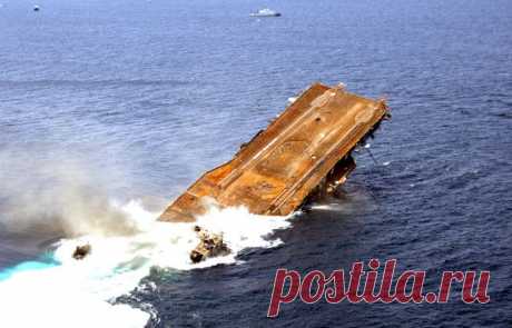 Тонущий авианосец. На днях США сделали важное заявление... | Я так вижу