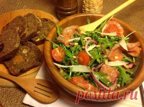 Салат из рукколы с лососем и кедровыми орешками - пошаговый рецепт с фото - как приготовить, ингредиенты, состав, время приготовления - Леди Mail.Ru