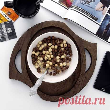 Небольшой поднос "Лофт", который идеально подходит для завтрака🥗☕
_________________________________ 🥘 Размер 33х28 см
💰Цена 1790 рублей 
#поднос #подарок #подносдлязавтрака #утро #еда #тренд #дерево #интерьер #доммилыйдом #подарокмаме #подарокжене #подарокмужу #кухня #лофт #готовкаеды #рецепты #ужин #
#сервировочныедоски #подачаеды #доскадлясервировки #красивыйужин #инстафото #доскадлястейка #доскадляподачи #торцеваядоска #разделочнаядоска #деревяннаядоска #ligar_wood