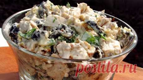 6 салатов с говядиной: Отличная подборка Предлагаем Вам подборку вкусных и сытных салатов с мясом. Им всегда найдется...