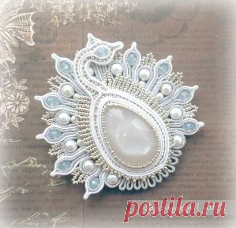 (51) white peacock soutache | Projects to Try