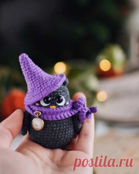 PDF Маленький Совёнок крючком. FREE crochet pattern; Аmigurumi toy patterns. Амигуруми схемы и описания на русском. Вязаные игрушки и поделки своими руками #amimore - сова, совушка, маленький совёнок, птица, птичка.