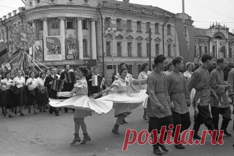 полозов в костромской журналистской организации в 1960-1970 г.: 10 тыс изображений найдено в Яндекс.Картинках