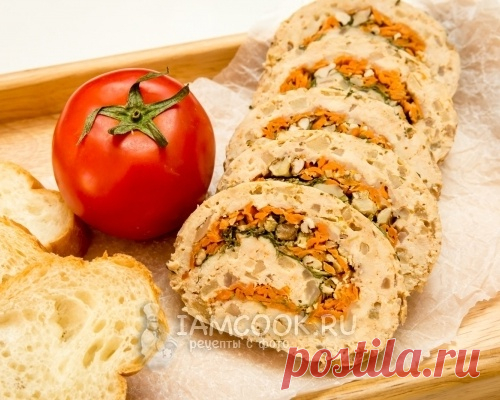 ПАРОВОЙ КУРИНЫЙ РУЛЕТ С ЯБЛОКАМИ, ОРЕХАМИ И ПАРМЕЗАНОМ