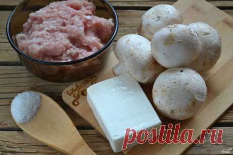 Мясной рулет с грибами и сыром