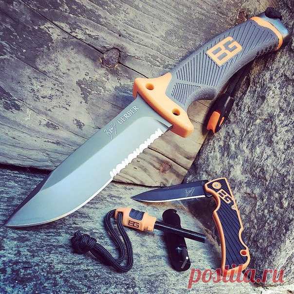 Gallery of Knives / Галерея ножей