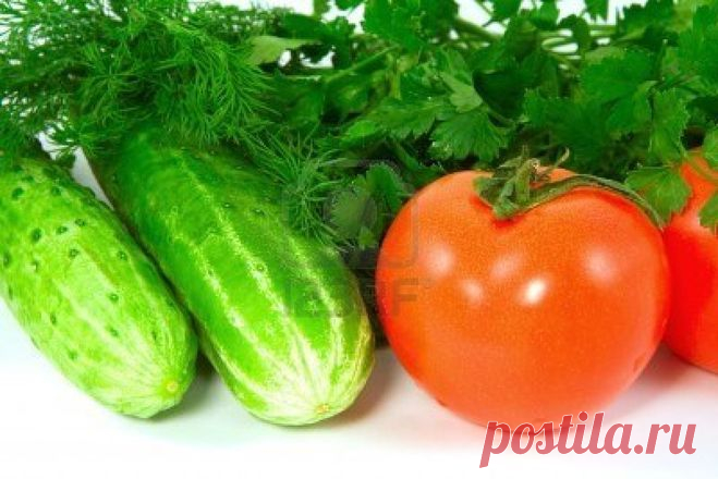 Помидорные дольки и салат из огурцов (заготовки)