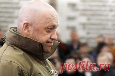 Пригожин поддержал Кадырова и назвал противников бород в армии кучкой клоунов. Предприниматель, владелец компании «Конкорд» и основатель ЧВК «Вагнер» Евгений Пригожин поддержал главу Чечни Рамзана Кадырова, который раскритиковал генерала, заявившегося о запрете бород у военнослужащих. Слова Пригожина передает официальный Telegram-канал его пресс-службы.