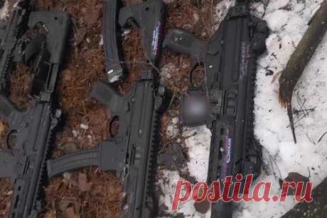 В Кремле ответили на вопрос о военном положении после атаки на Брянскую область. Каких-либо решений о военном положении в ряде регионов России после атаки на Брянскую область не принималось. Об этом в пятницу, 3 марта, заявил пресс-секретарь президента Дмитрий Песков. «Это прерогатива президента Российской Федерации. Сейчас каких-либо решений не принималось», — сообщил представитель Кремля.