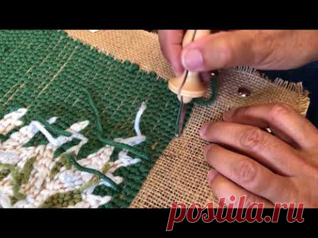 Making a Hooked Christmas Pillow Cover Using an Oxford Punch Needle