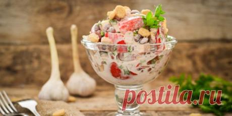 10 очень вкусных салатов с фасолью - Лайфхакер