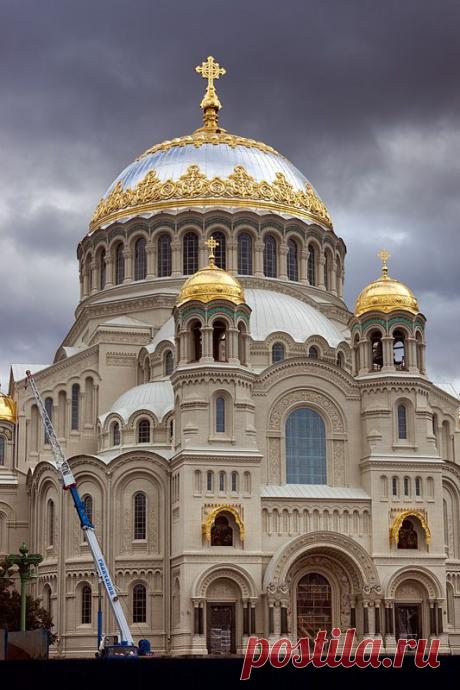 Kronstadt Naval Cathedral, Saint Petersburg, Russia