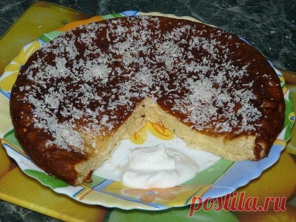 Творожная запеканка для борющихся с лишним весом

3-4 яйца
500 г мягкого творога 0% жирности (типа 