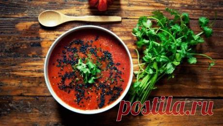 ТОМАТНЫЙ РАЙ !!! **Помидоры 250г, болг/крас/перец 2шт, морковь 1шт, чеснок 2зуб, олив/масло 1ст/л, соль, вода - взбей в блендере. *Подача: укрась зеленью.