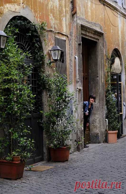 Italy - Google+