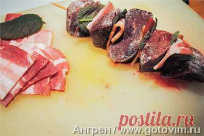 Шашлычки из печени с беконом и шалфеем. Рецепт с фото / Готовим.РУ