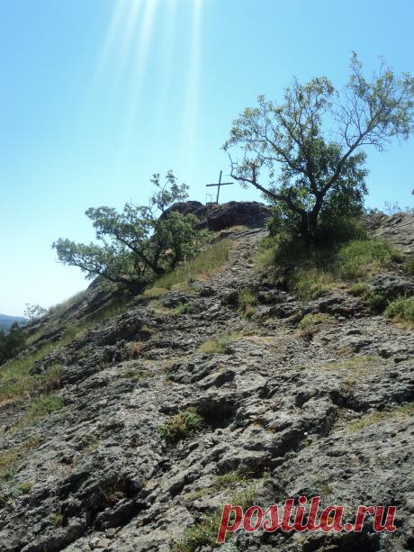 гора Ифигения (пос. Кастрополь, ЮБК)