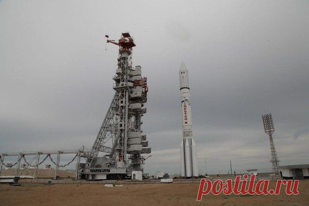 «Протон-М» не смог вывести на орбиту мексиканский спутник / Физика невозможного!