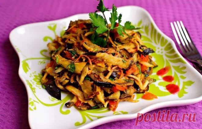 Тёплый салат с курицей и баклажанами. Это просто ВАУ, как круто и вкусно!