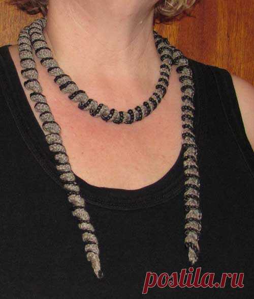 365 saker du kan slöjda » #350 Virka ett krulligt halsband! | Jewelry