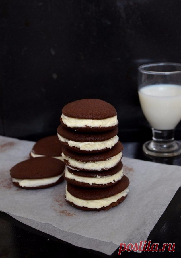Как приготовить шоколадные whoopie со сливками.  - рецепт, ингредиенты и фотографии