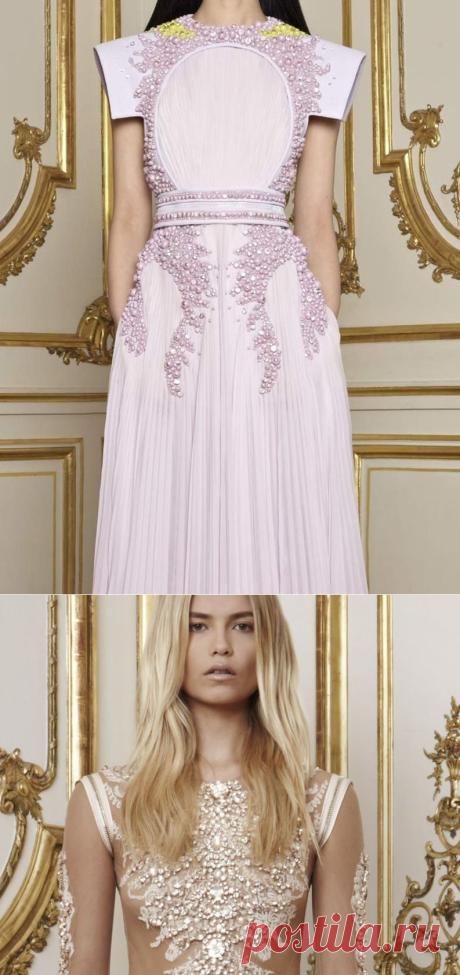 Подиум-2014. Дизайнер«GIVENCHY» .