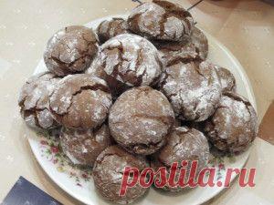 ПЕЧЕНЬЕ "ТРЕЩИНКИ" | КУЛИНАРНЫЙ ЭДЕМ У СЕБЯ ДОМА
Оригинальное на вид печенье придётся по вкусу всем любителям шоколада и шоколадной выпечки. А кардамон придаст печенью необычный вкус, немного пряный и интересный! Красивое печенье с трещинками прекрасно подходит и к чашечке кофе, и к чаю!