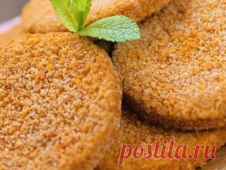 Как аккуратно панировать рыбу и мясо