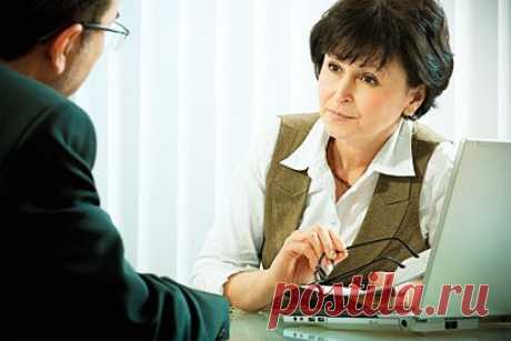 Сейчас на работе... ввели ... ежегодную проверку ... у нарколога и
 психиатра ...... Видимо подозревают, ... что трезвые и нормальные люди 
... за такую зарплату ... работать не будут.)))))))))