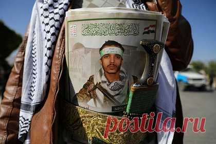 США заявили о новых ударах по ракетам и беспилотникам хуситов. 14 февраля США нанесли четыре удара по ракетам и беспилотникам йеменских хуситов. Об этом заявило Центральное командование США (CENTCOM). Силы США нанесли удары по семи противокорабельным крылатым ракетам, трем беспилотным летательным аппаратам и одному беспилотному кораблю.