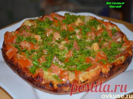 Пицца на сковороде с колбасой и помидорами - Простые рецепты Овкусе.ру