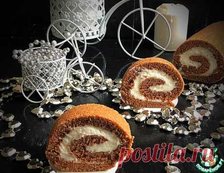 Шоколадный рулет со сметанным кремом – кулинарный рецепт