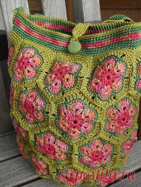 free ravelry pattern | crochet accessories and bags