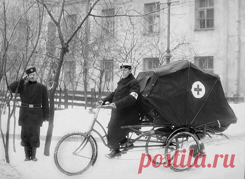 Вело-карета скорой помощи, конец XIX-нач / История цивилизаций!