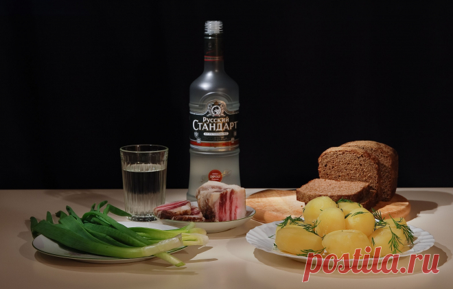 На одном берегу быстрой горной реки стоит девушка, а на другом -джигит. Так выпьем же за перспективу!
