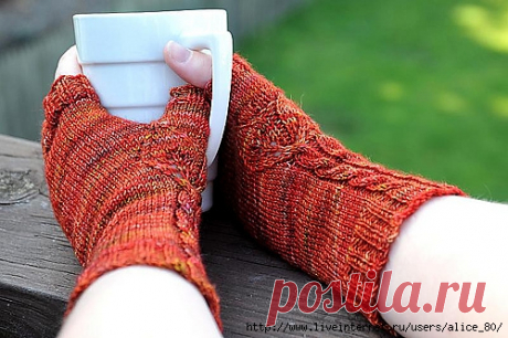Митенки October Leaves Fingerless Mitts by Abbie Tilden