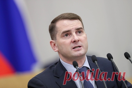Россиянам предрекли увеличение части выплат при реорганизации ПФР. Председатель комитета Госдумы по труду, социальной политике и делам ветеранов Ярослав Нилов заявил, что объединение Пенсионного фонда (ПФР) и Фонда социального страхования (ФСС) в единую организацию не принесет неудобства гражданам. Также это облегчит работу нанимателю и оптимизирует структуру подразделений в регионах.