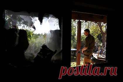 Боевое крыло ХАМАС назвало количество убитых израильских солдат. Боевое крыло ХАМАС, палестинская группировка Бригады «Иззэддина аль-Кассама», сообщила, что за последние трое суток ее бойцы убили и ранили десятки израильских солдат. «Наши моджахеды убили и ранили десятки сионистских солдат», — отметил Убайда. Также он уточнил, что боевики подорвали несколько туннелей и домов.
