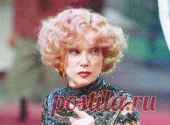 Сегодня 30 марта в 2011 году умер(ла) Людмила Гурченко