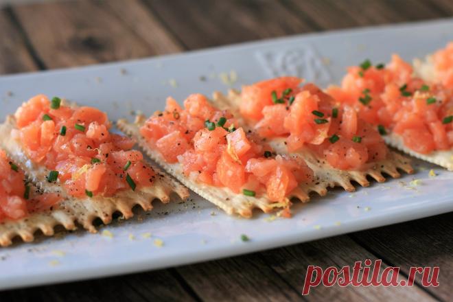 Блюда из лосося - подборка праздничных и повседневных рецептов