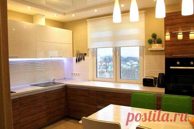 Кухня: столешница у окна, чтобы готовить и наслаждаться пейзажем