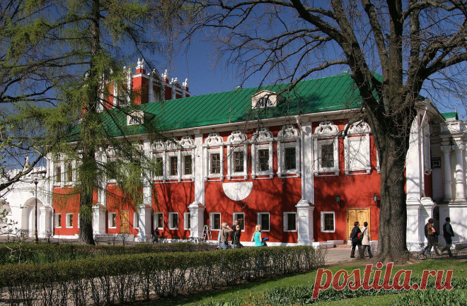 Лопухинские палаты, Новодевичий монастырь