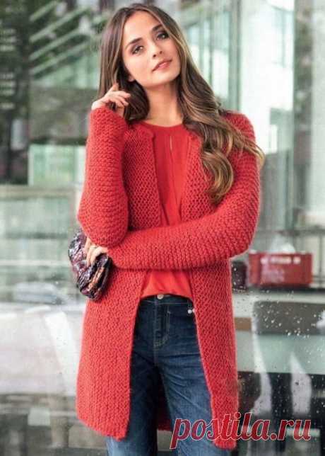 Теплый кардиган спицами