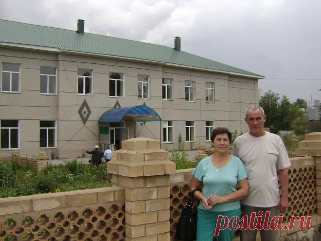 Школа где мы учились 10 лет - пос. Бурибай.