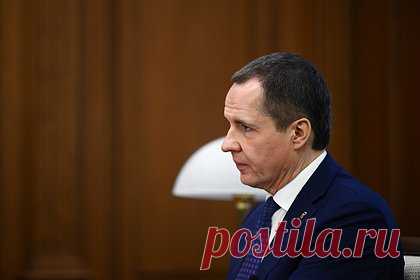 Российский губернатор решил публиковать сводки обстрелов региона из-за «вбросов». Губернатор Белгородской области Вячеслав Гладков решил ежедневно публиковать сводки обстрелов региона Вооруженными силами Украины из-за появления неправдивой информации. 21 мая Гладков сообщил об обстрелах в четырех районах и двух городских округах региона. Белгородская область регулярно подвергается атакам ВСУ.